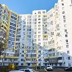 Loft Apartment: Near Station * Odesa
